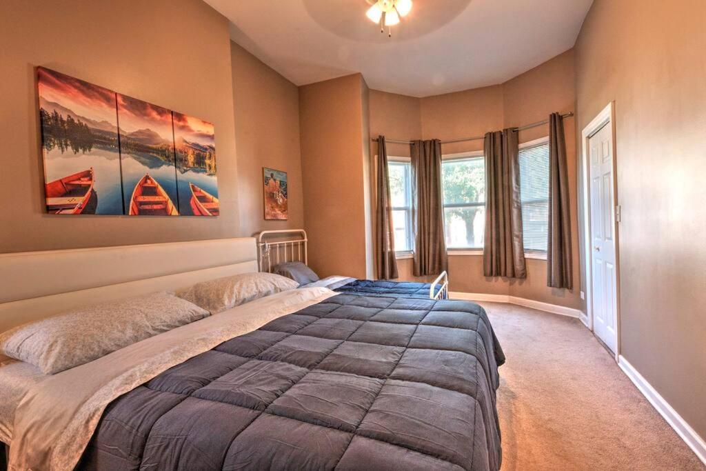 Spacious Row Home Next Transit Near Downtown W Parking シカゴ エクステリア 写真